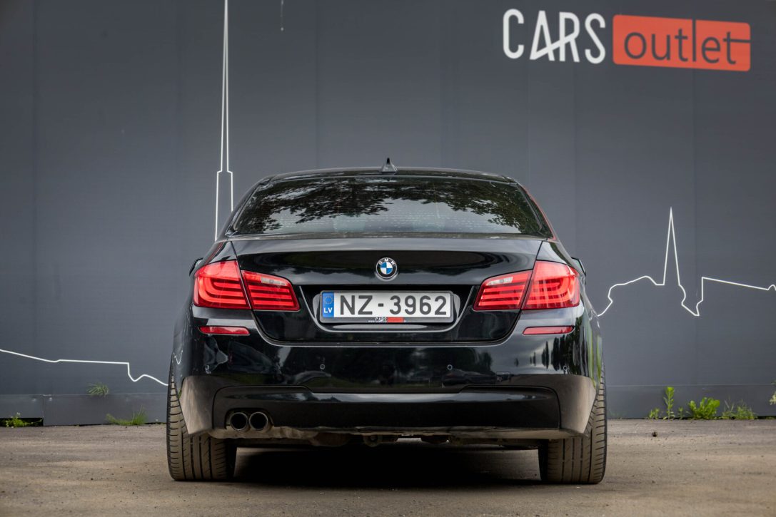 BMW 530