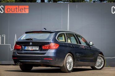 BMW 330