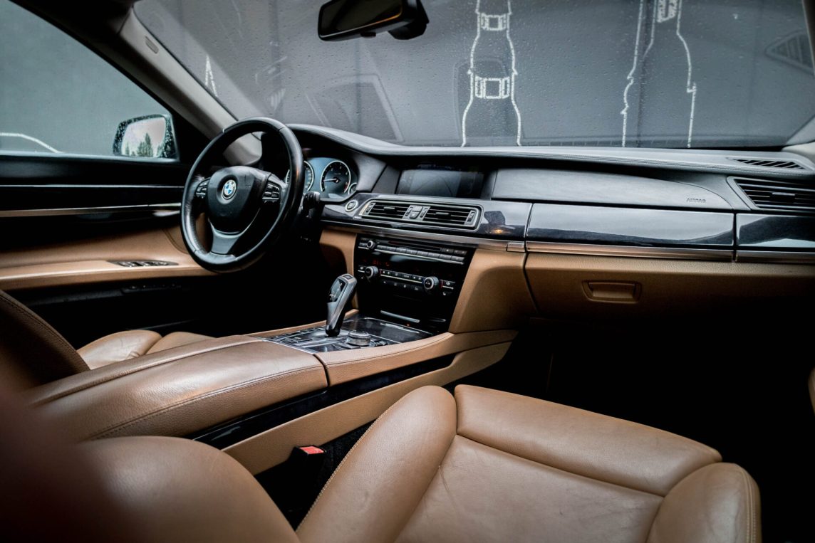 BMW 730