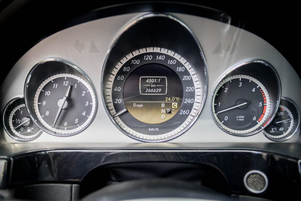 MERCEDES BENZ E350