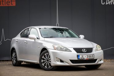 LEXUS IS 220
