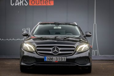 MERCEDES BENZ E220 D