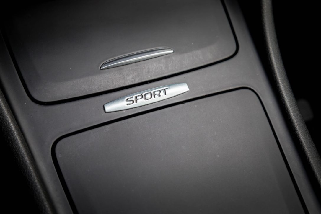 MERCEDES BENZ A180