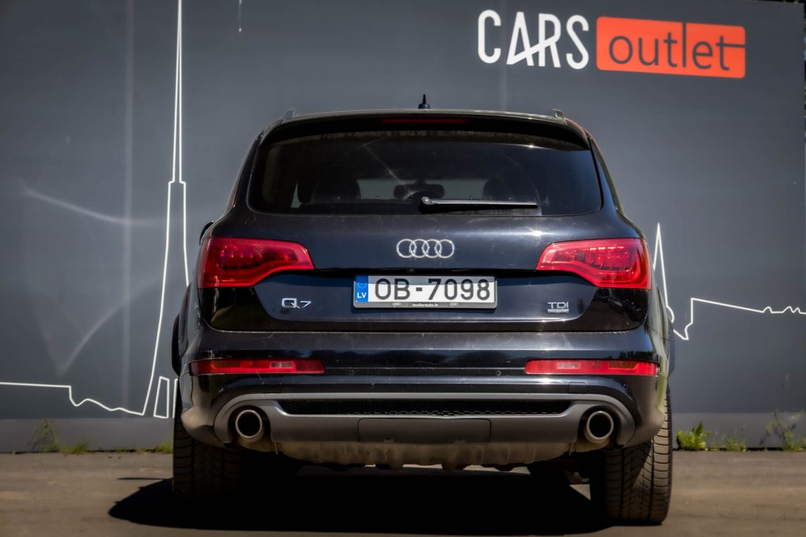 AUDI Q7