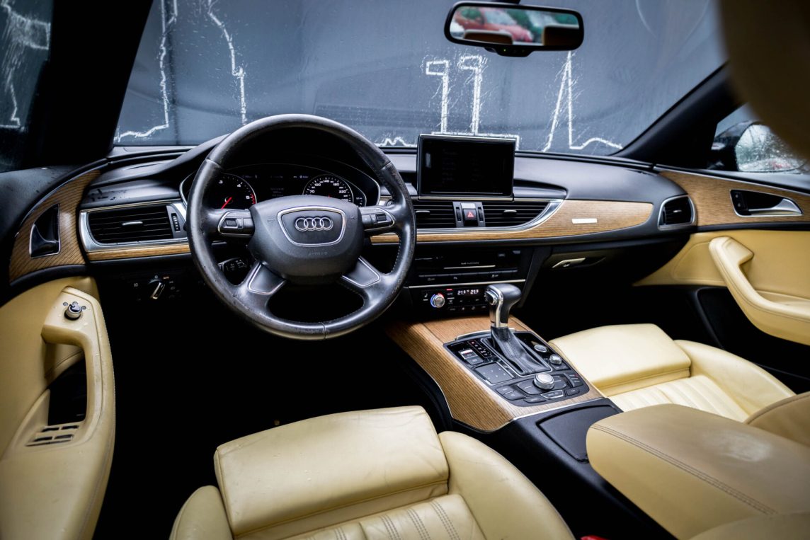 AUDI A6 LIMOUSINE