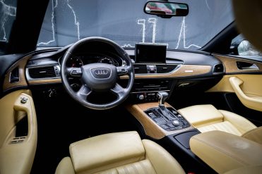 AUDI A6 LIMOUSINE