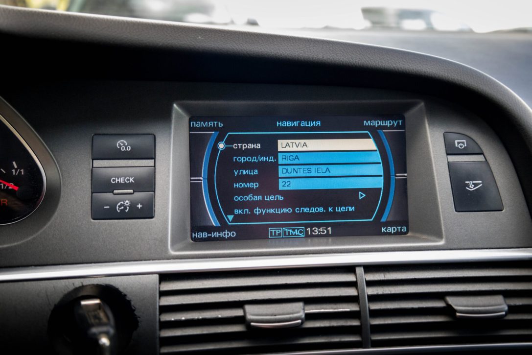 AUDI A6