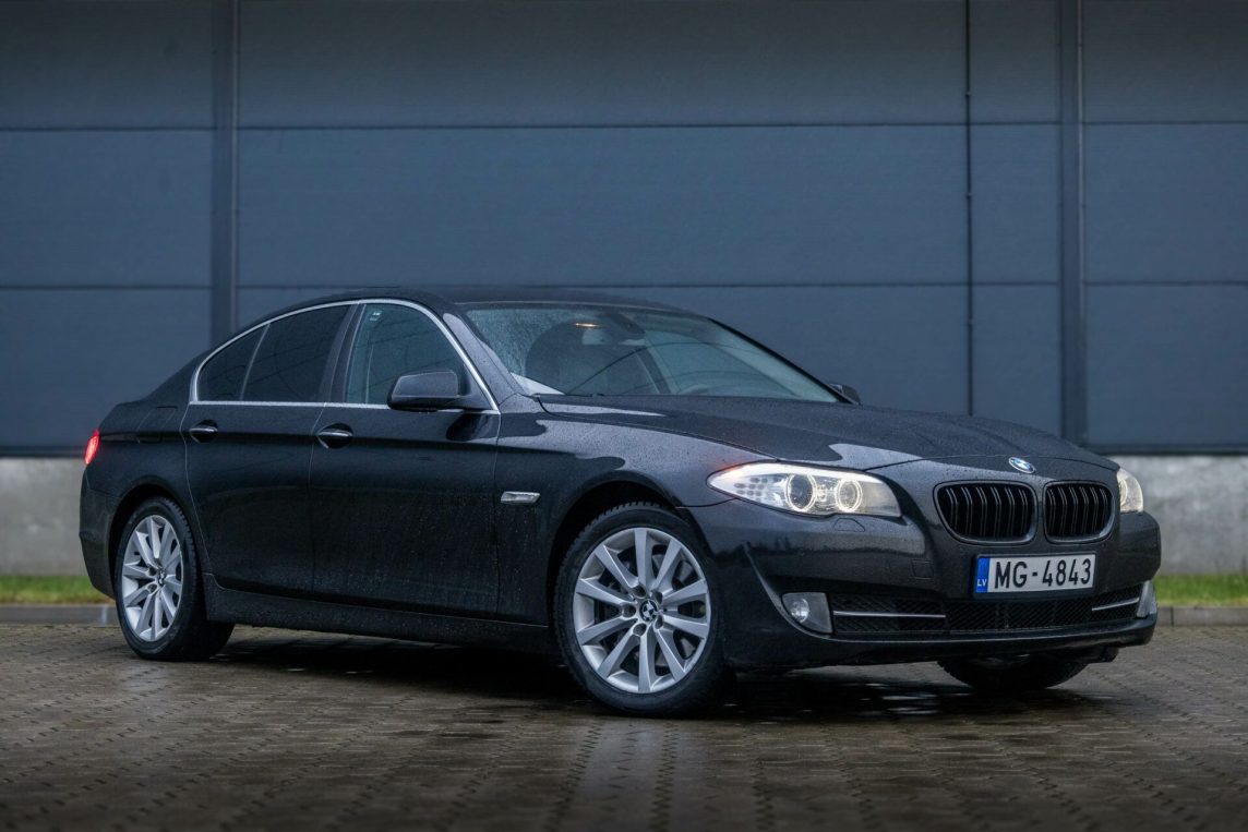 BMW 525