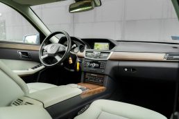 MERCEDES BENZ E350