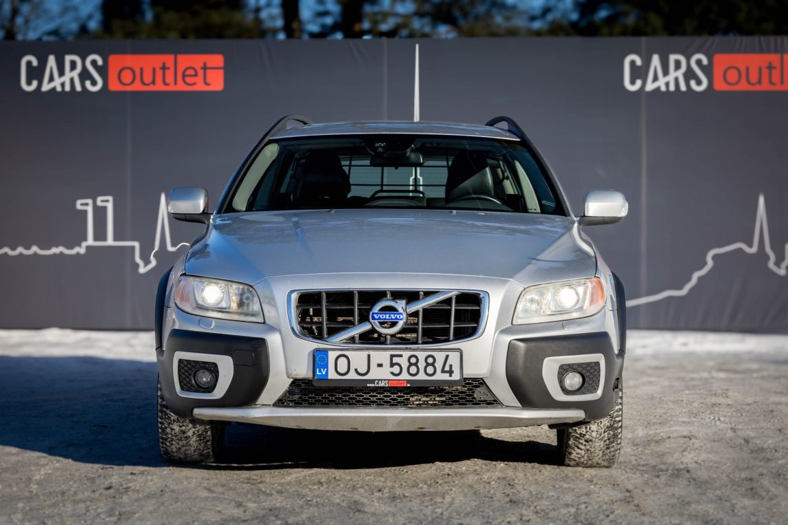 VOLVO XC70