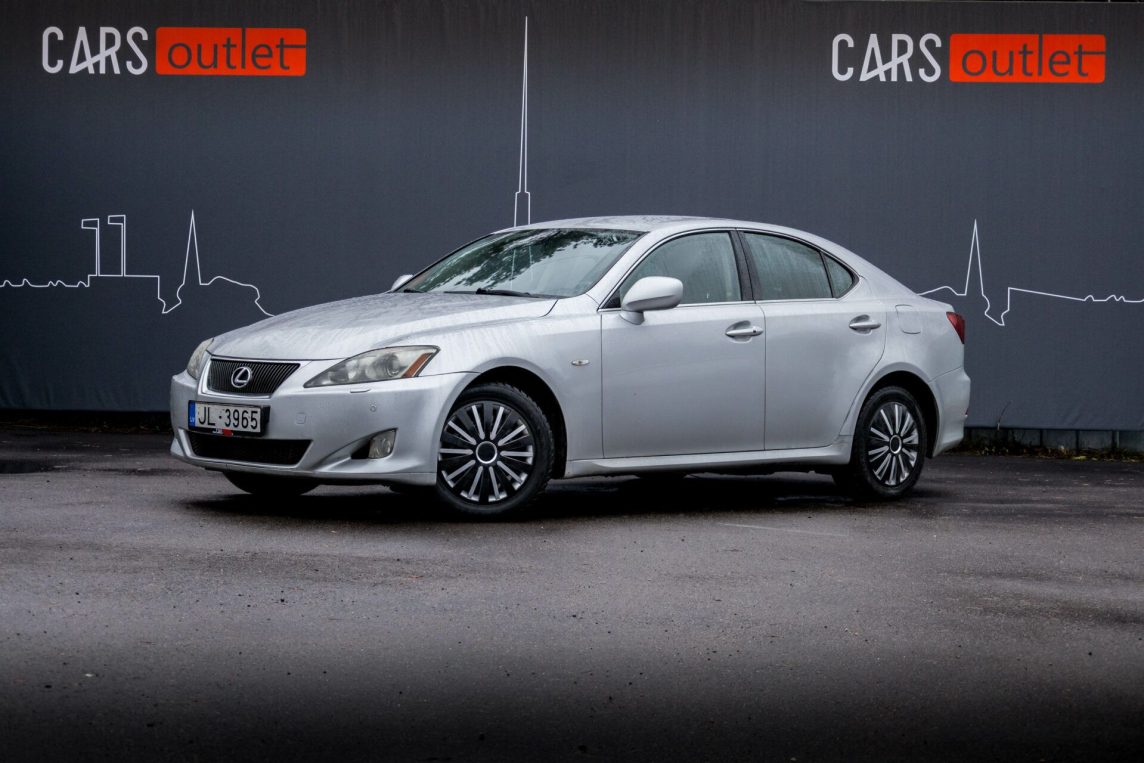 LEXUS IS 220
