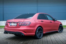 MERCEDES BENZ E200 CDI
