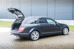 MERCEDES BENZ C320