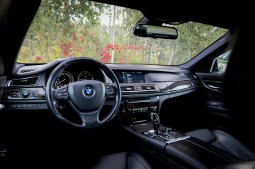 BMW 740