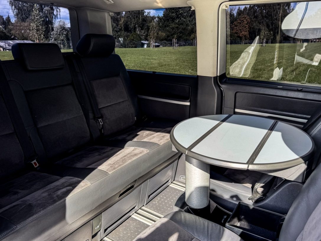 VW MULTIVAN