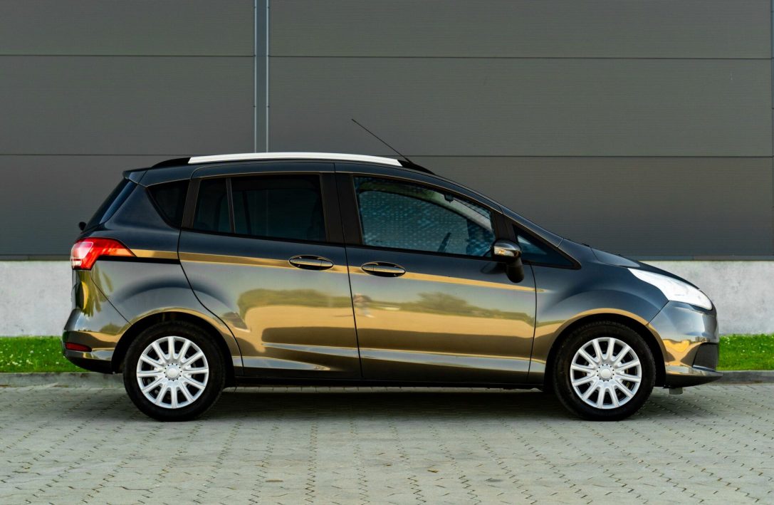 FORD B-MAX