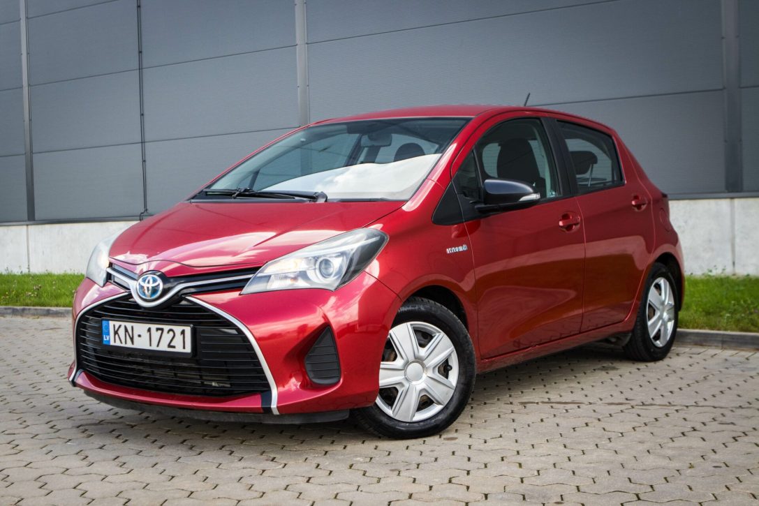Toyota Yaris Hybrid
