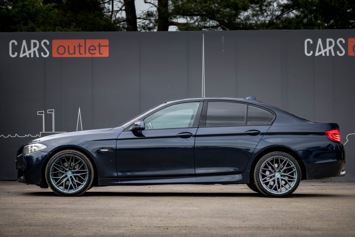 BMW 525