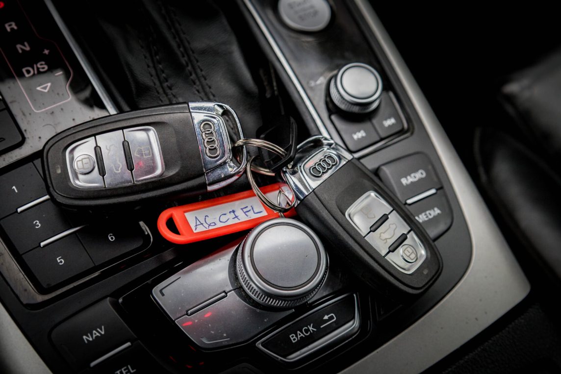 AUDI A6 AVANT