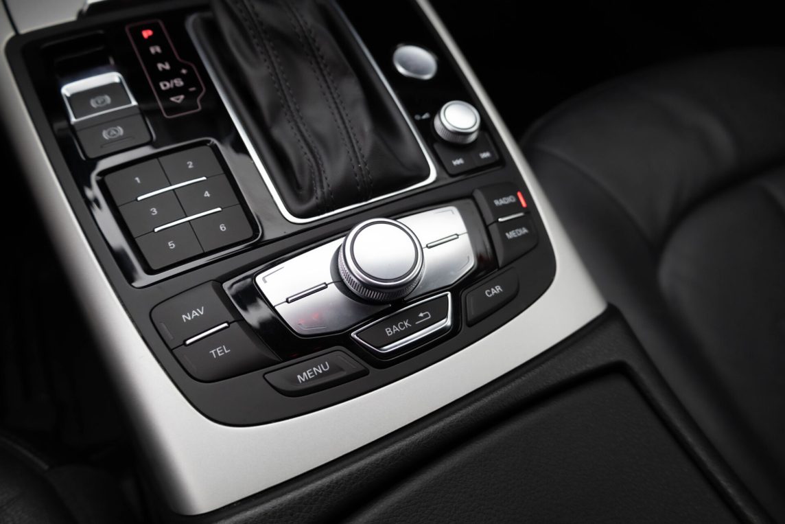 AUDI A6 LIMOUSINE