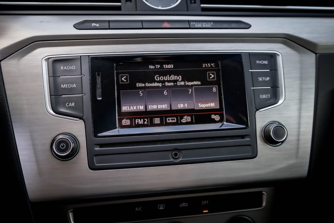 VW PASSAT