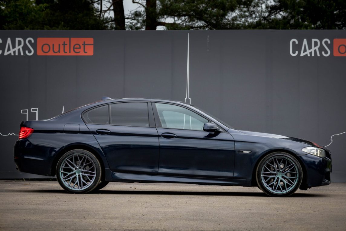 BMW 525