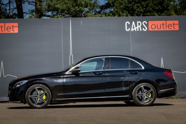 MERCEDES BENZ C220