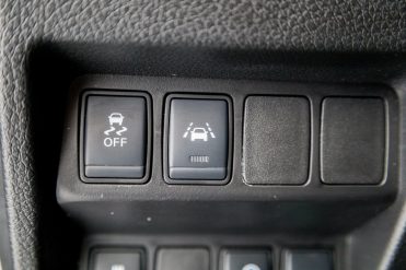 NISSAN X TRAIL