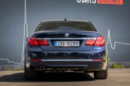 BMW 730