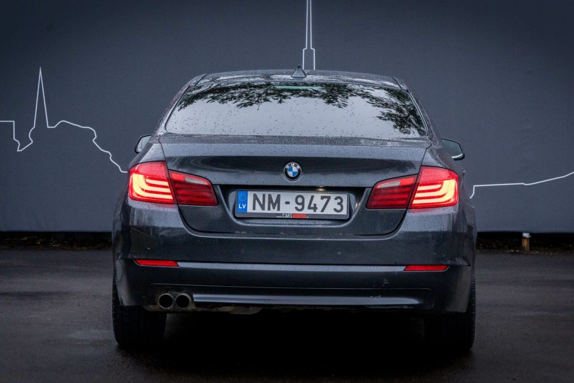 BMW 525