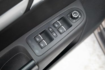 VW SHARAN