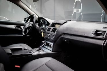 MERCEDES BENZ C 200