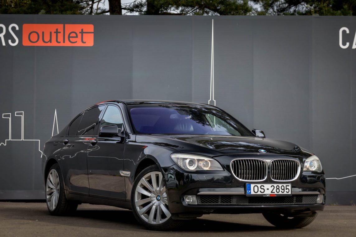 BMW 740