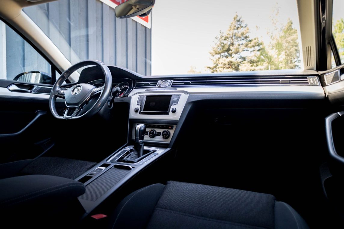 VW PASSAT