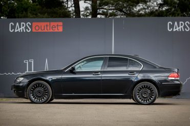BMW 730