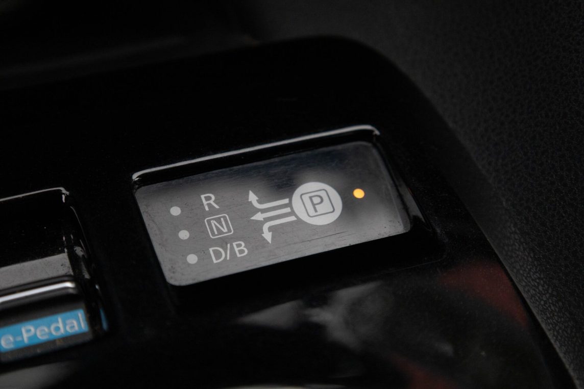 NISSAN LEAF 40KWH
