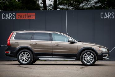 VOLVO XC70
