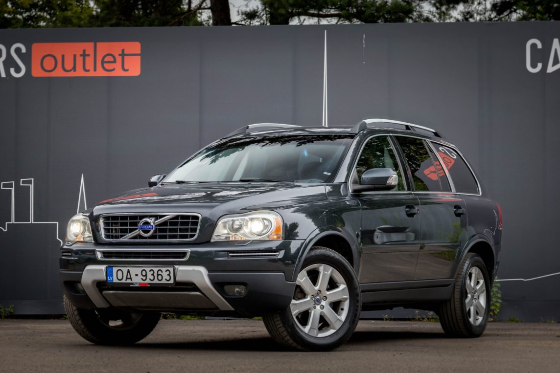 VOLVO XC90