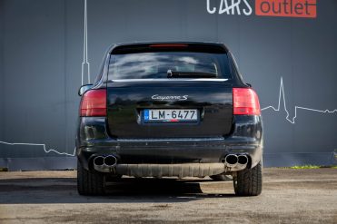PORSCHE CAYENNE S