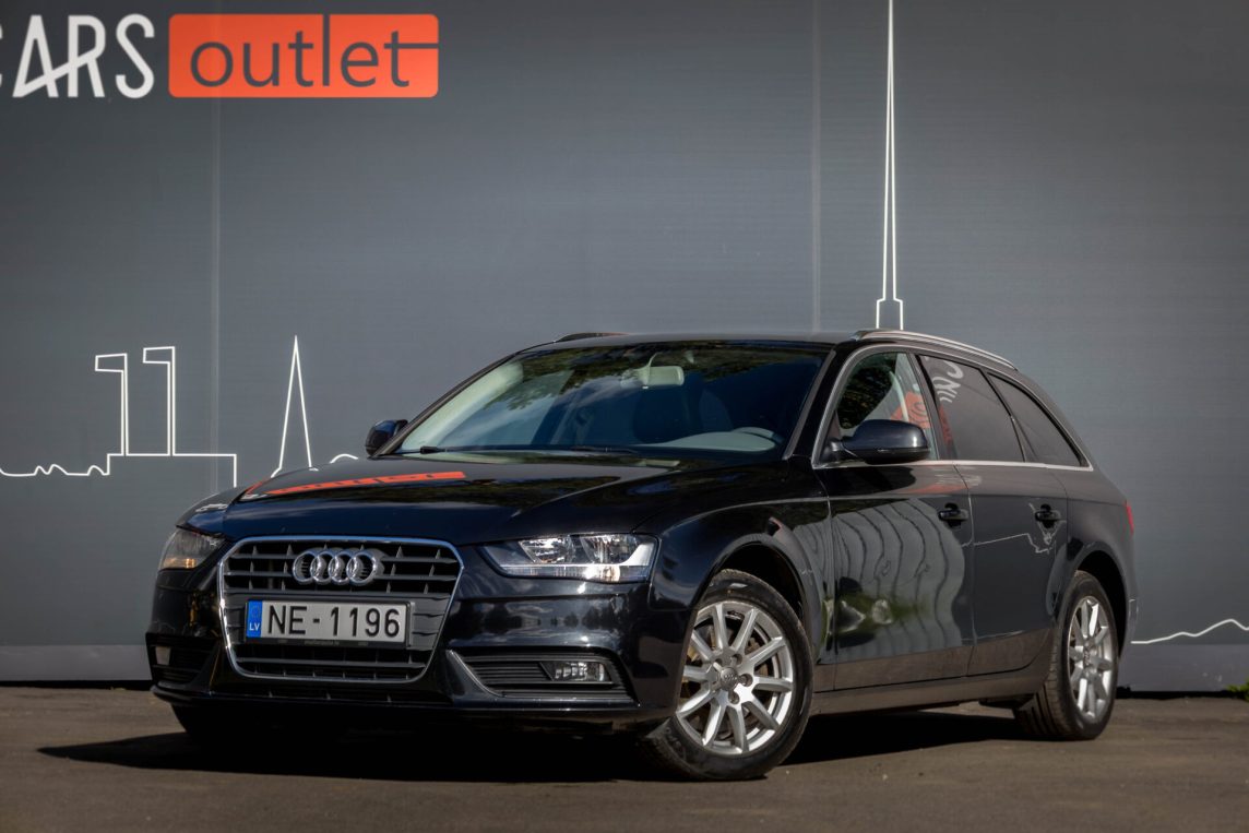 AUDI A4 AVANT