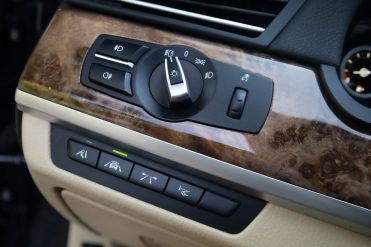 BMW 730