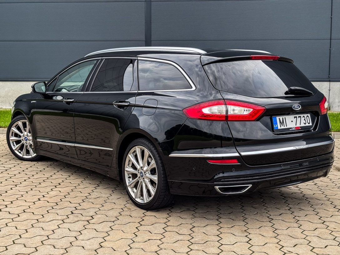 FORD MONDEO