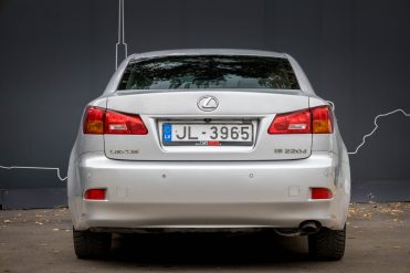 LEXUS IS 220