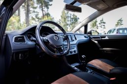 VW GOLF SPORTSVAN