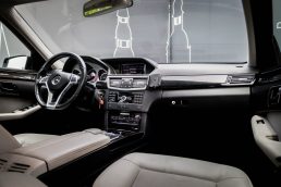 MERCEDES BENZ E350