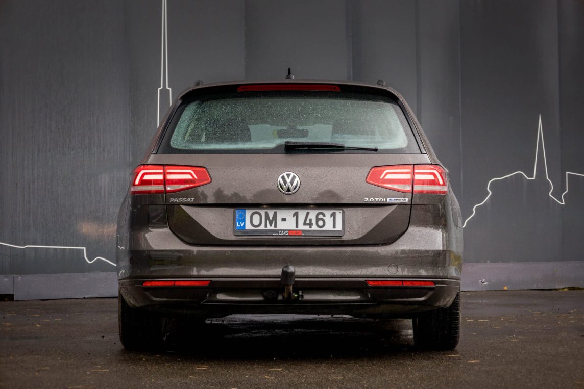 VW PASSAT