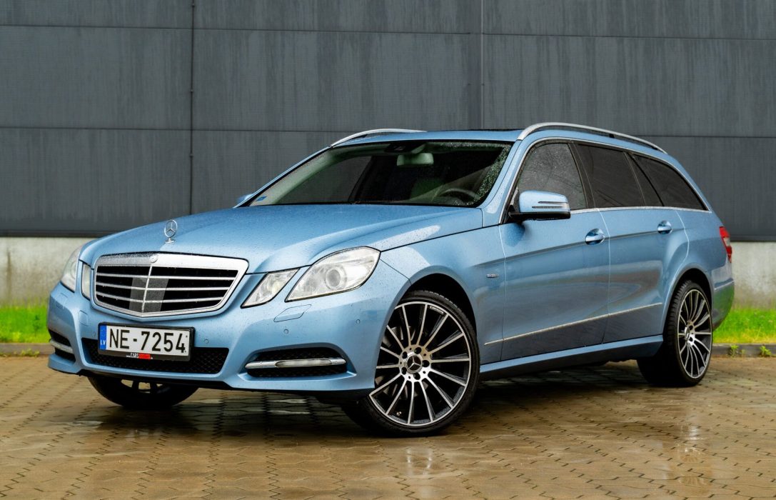 MERCEDES BENZ E350