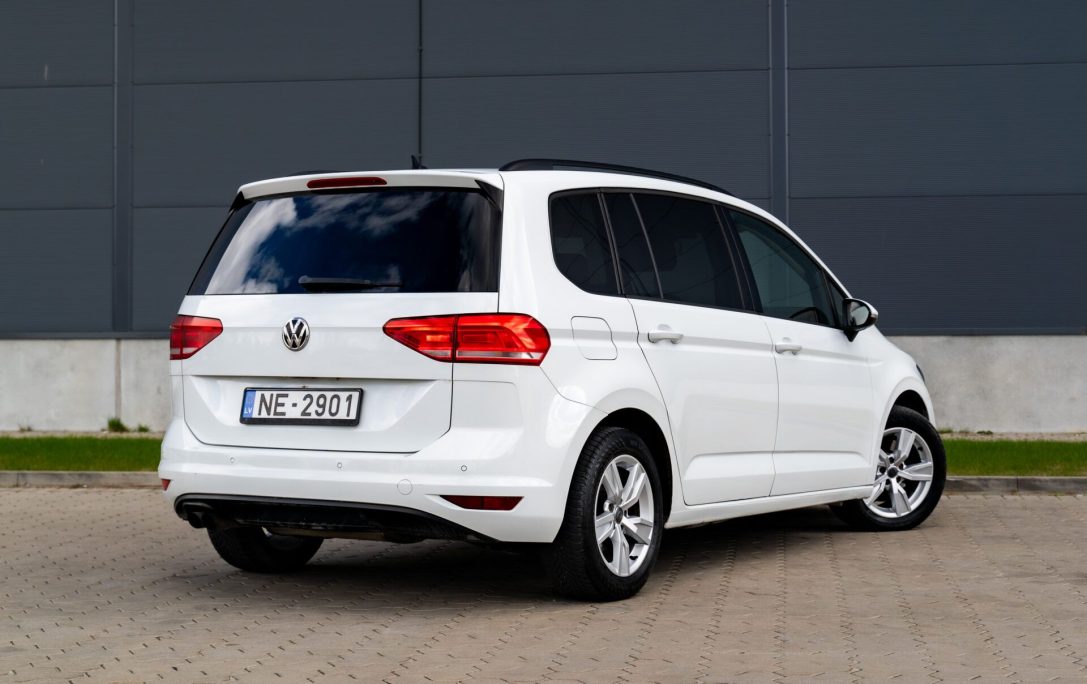 VW TOURAN