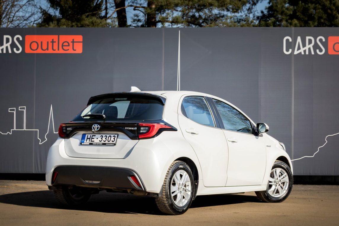 TOYOTA YARIS