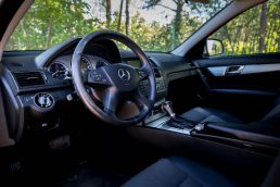 MERCEDES BENZ C220